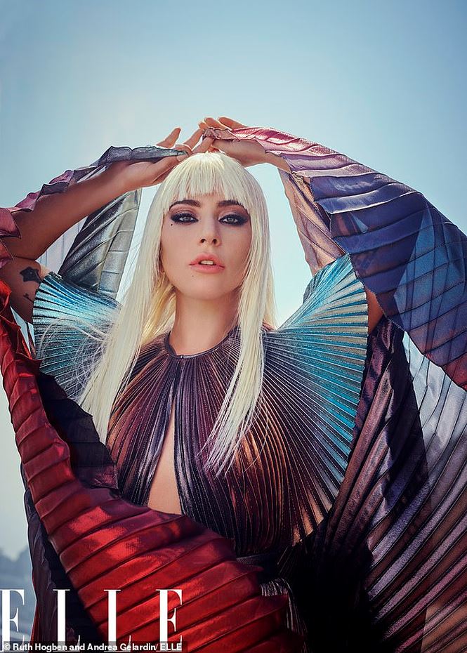 Lady Gaga tÃ¡o báº¡o bÃ¡n nude, tráº£i lÃ²ng trÃªn Elle - áº£nh 4