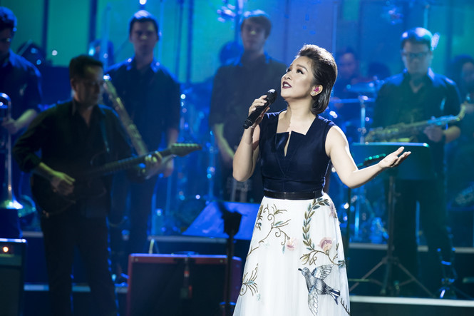 Mỹ Linh, nhà hát ngàn tỷ, showbiz